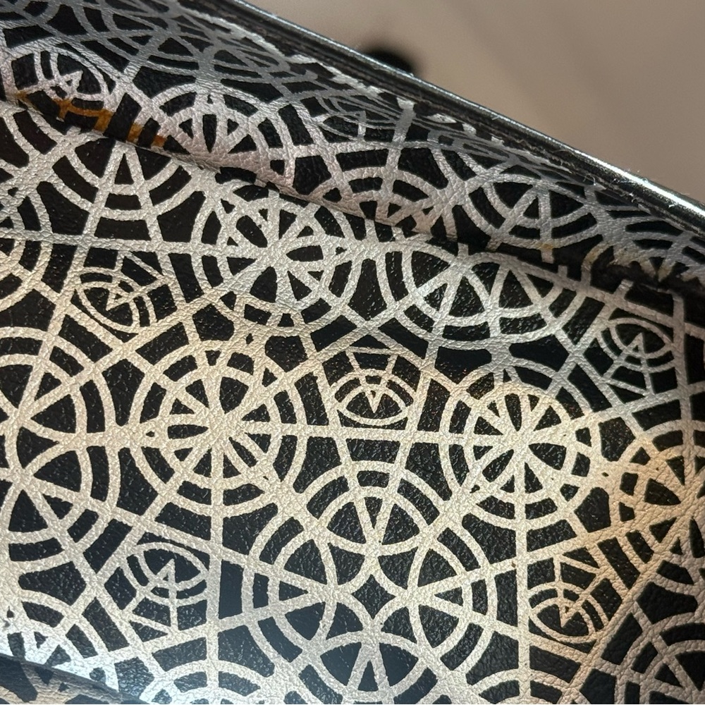 Strange Cvlt Spirit Moon Phases Planchette Black and Red Flats Size 10 - Picture 3 of 4